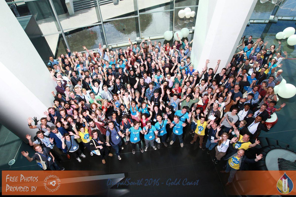 Group photo of attendees from Drupal South.